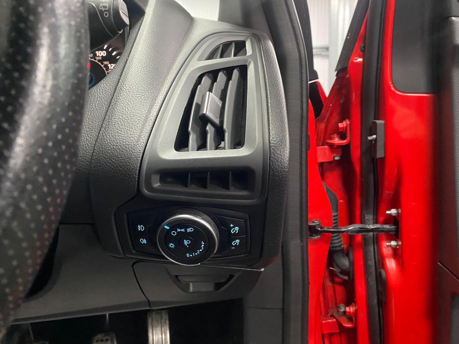 Used Ford Focus 2017 for sale - 77029345: Photo 43