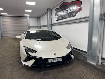 Used Lamborghini Huracan 2023 for sale - 77892365: Photo