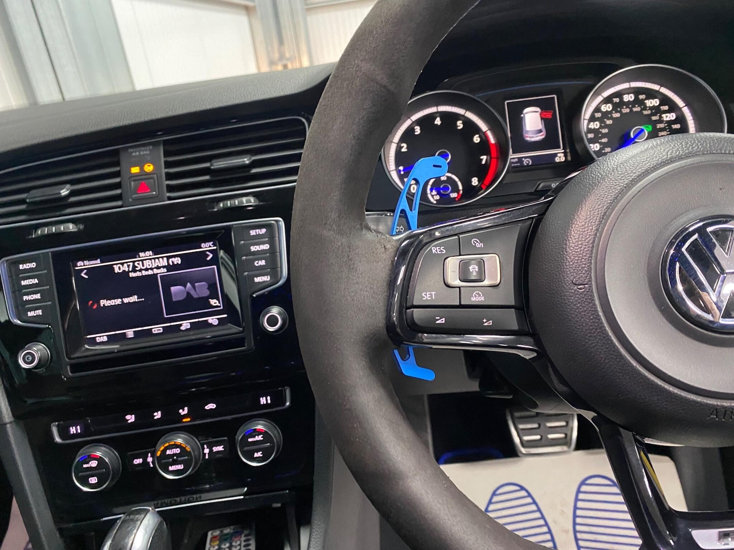 Used Volkswagen Golf 2015 for sale - 77120249: Photo 35