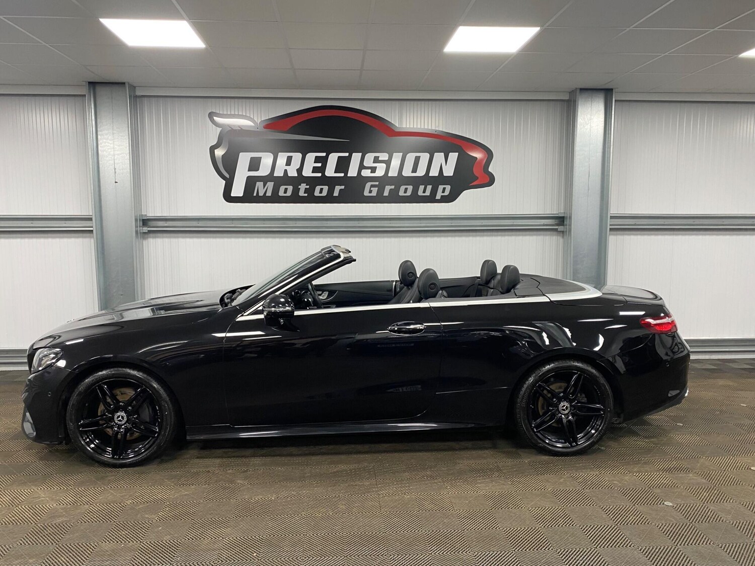 Used Mercedes-Benz E Class 2018 for sale - 77478511: Photo 11