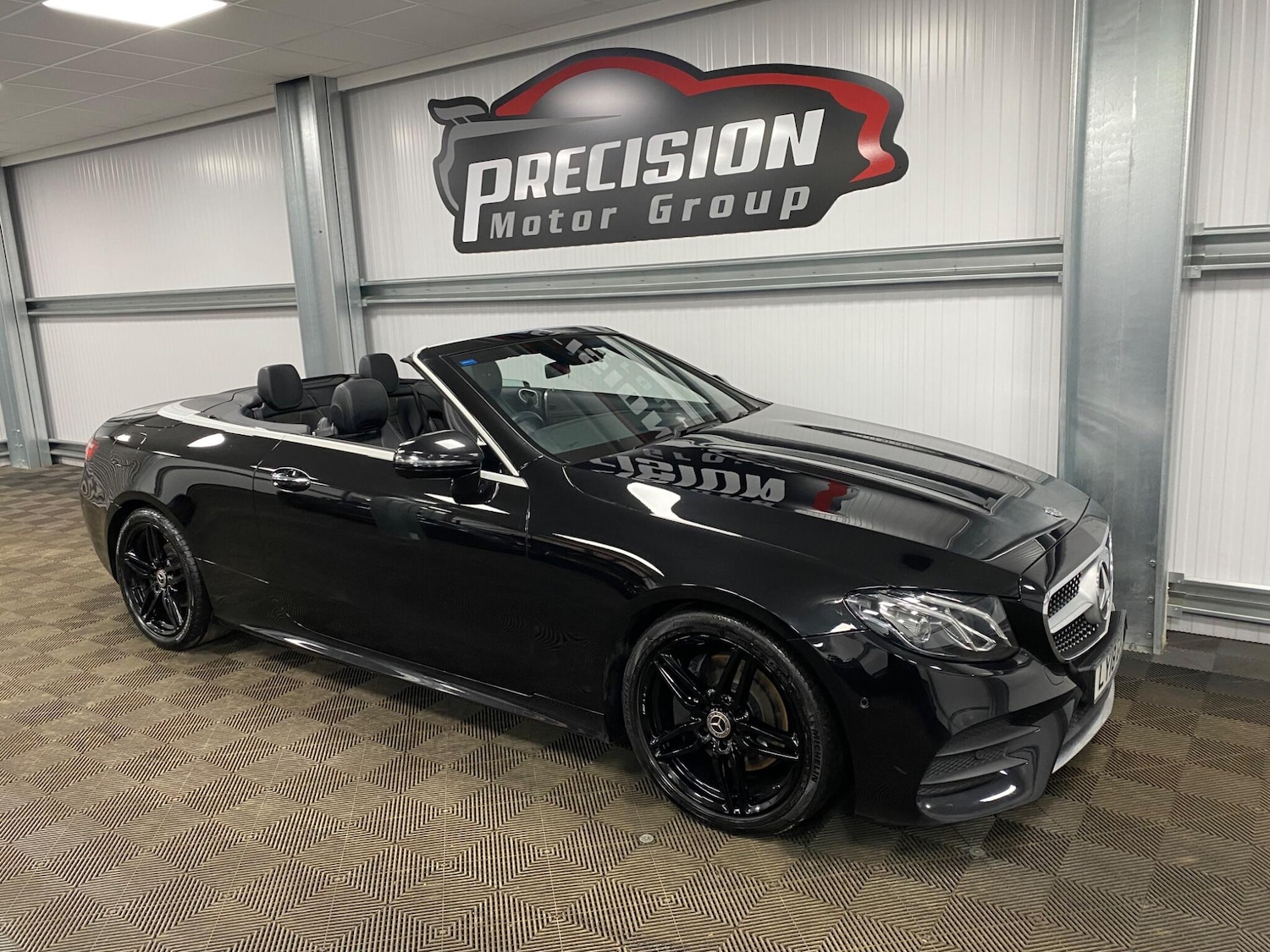 Used Mercedes-Benz E Class 2018 for sale - 77478511: Photo 2