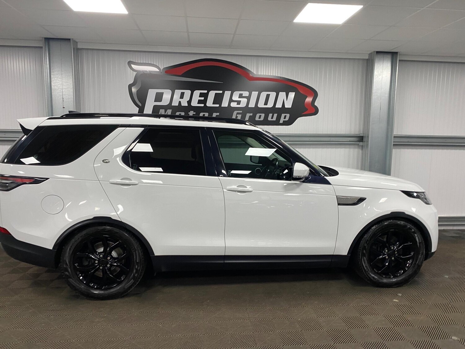 Used Land Rover Discovery 2018 for sale - 77091823: Photo 29