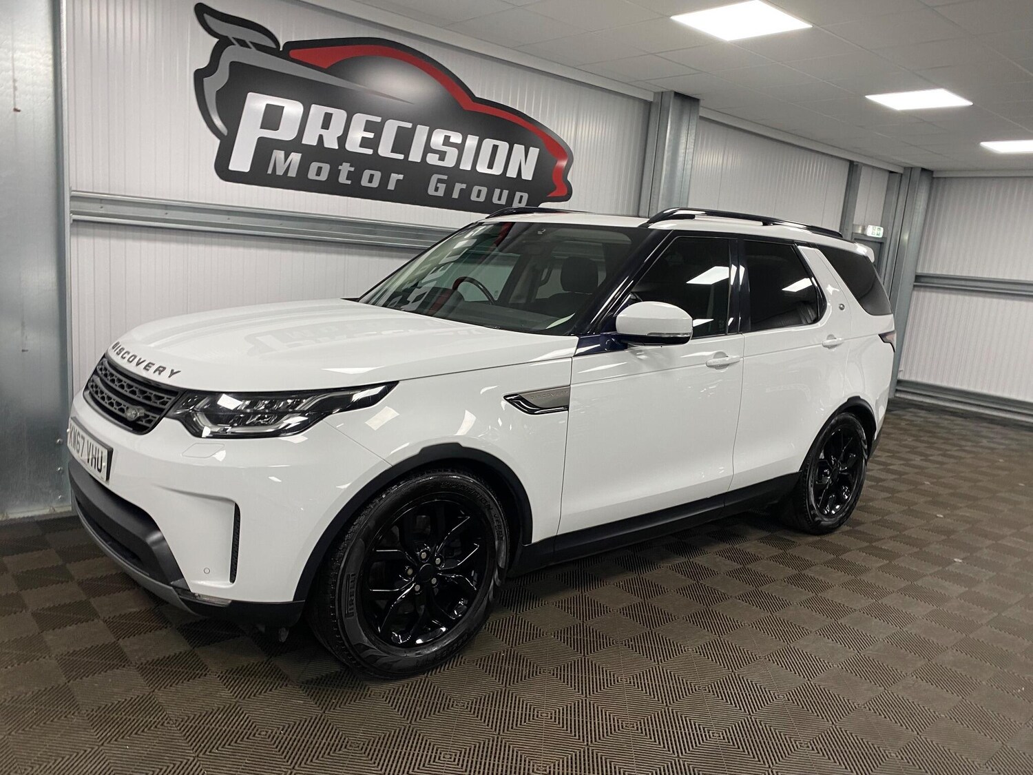 Used Land Rover Discovery 2018 for sale - 77091823: Photo 5