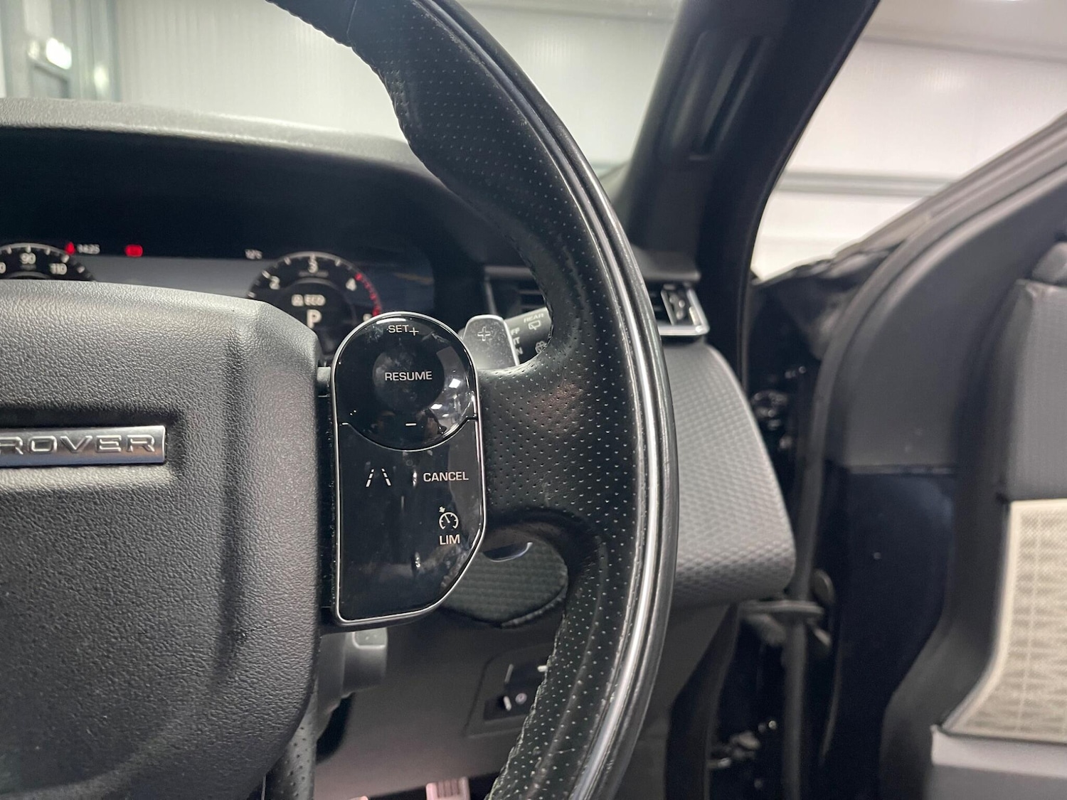 Used Land Rover Range Rover Velar 2018 for sale - 78058851: Photo 34