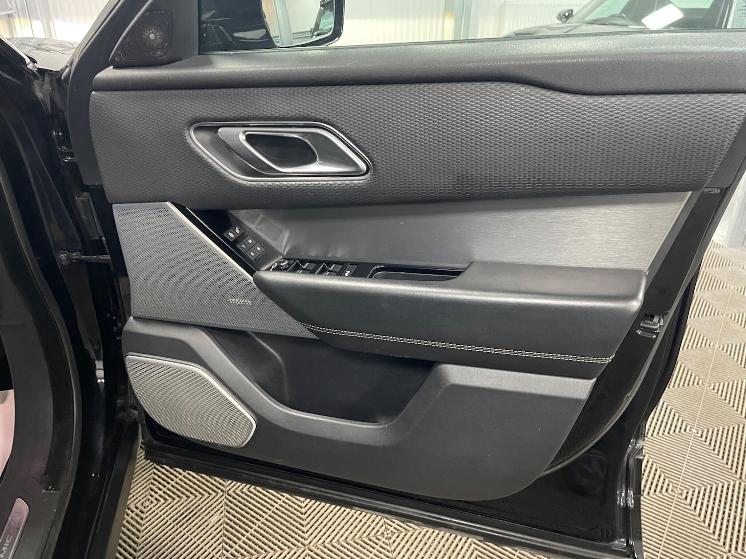 Used Land Rover Range Rover Velar 2018 for sale - 78058851: Photo 43