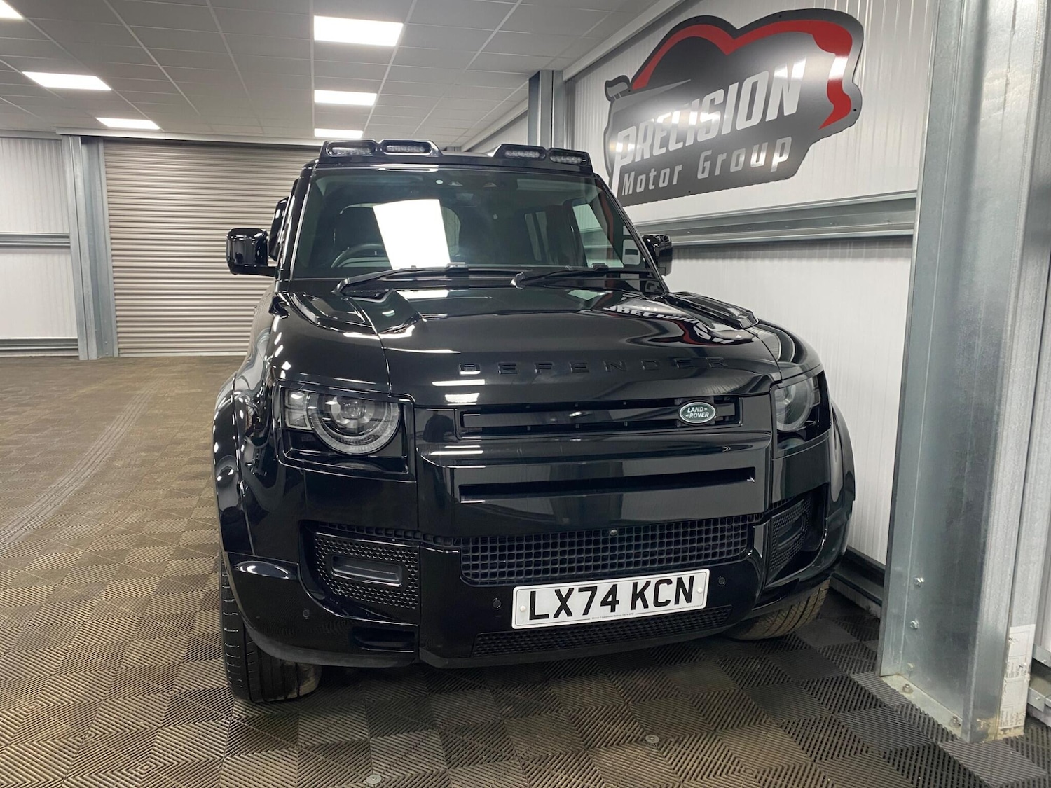 Used Land Rover Defender 2024 for sale - 77254770: Photo 20