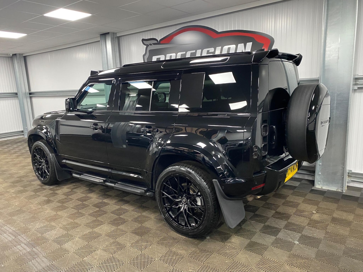 Used Land Rover Defender 2024 for sale - 77254770: Photo 23