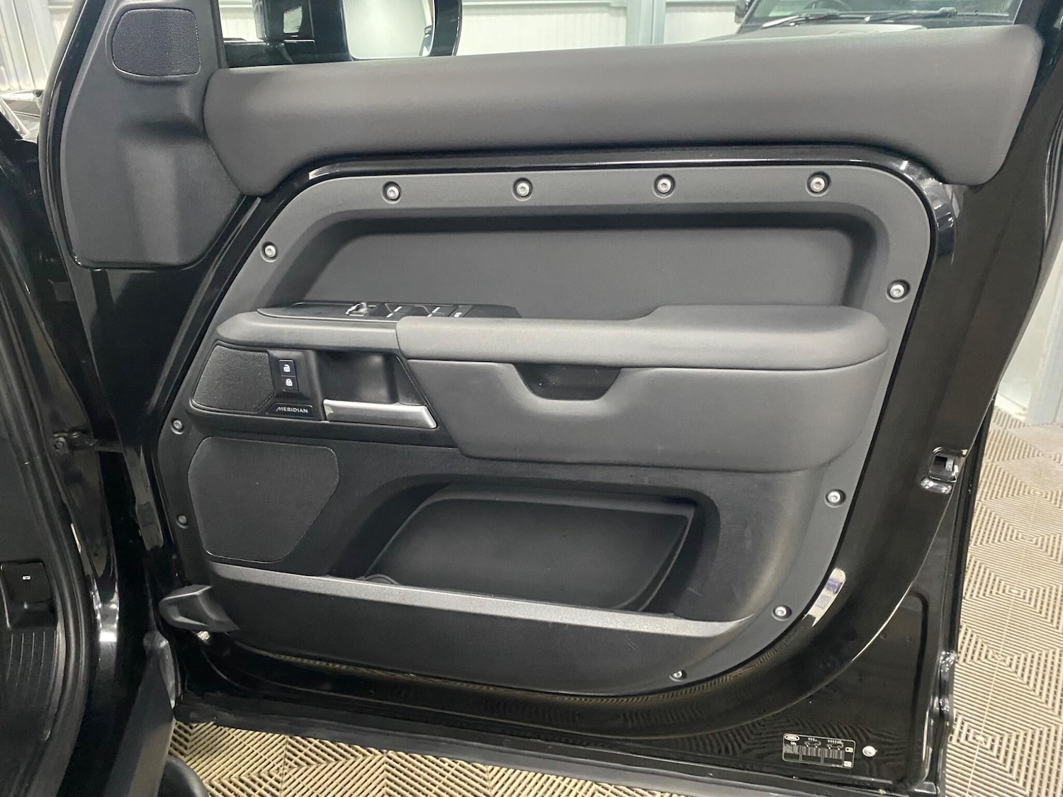 Used Land Rover Defender 2024 for sale - 77254770: Photo 42