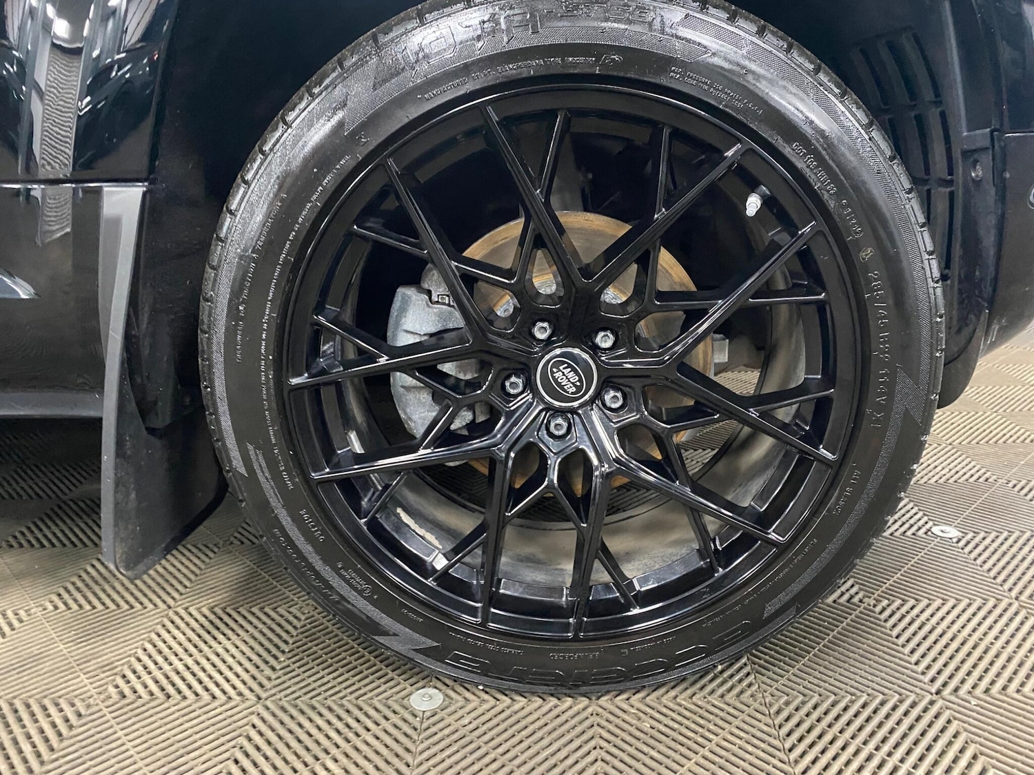 Used Land Rover Defender 2024 for sale - 77254770: Photo 46