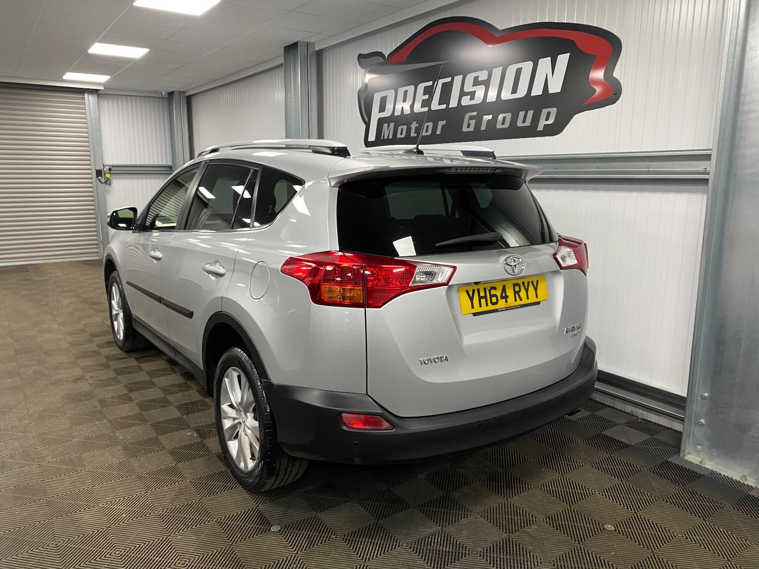 Used Toyota RAV4 2014 for sale - 76715562: Photo 11