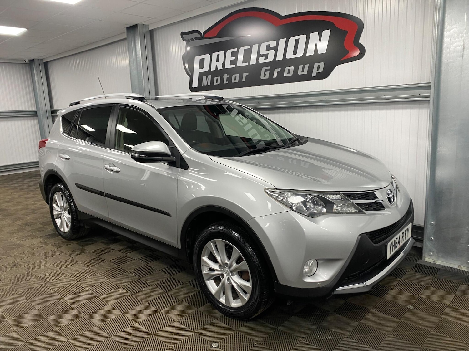 Used Toyota RAV4 2014 for sale - 76715562: Photo 2