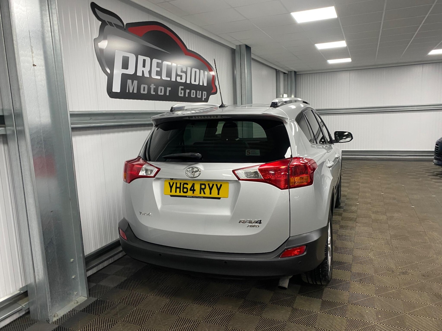 Used Toyota RAV4 2014 for sale - 76715562: Photo 25