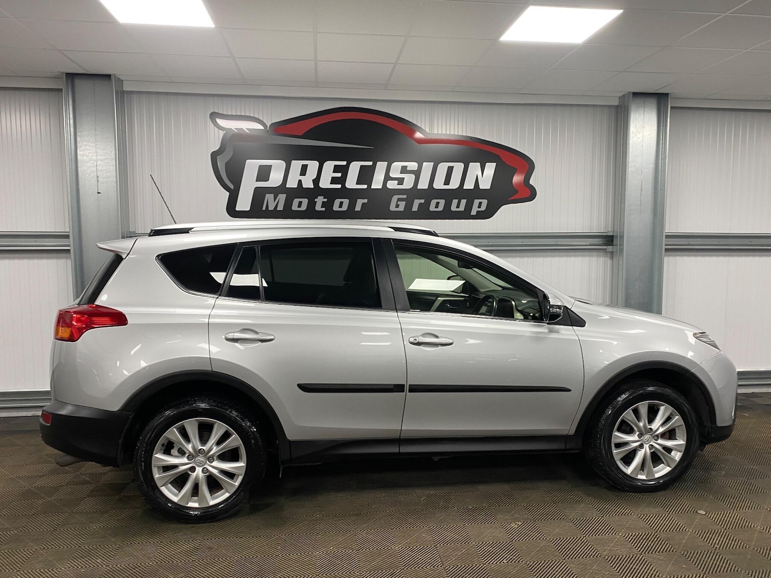 Used Toyota RAV4 2014 for sale - 76715562: Photo 27