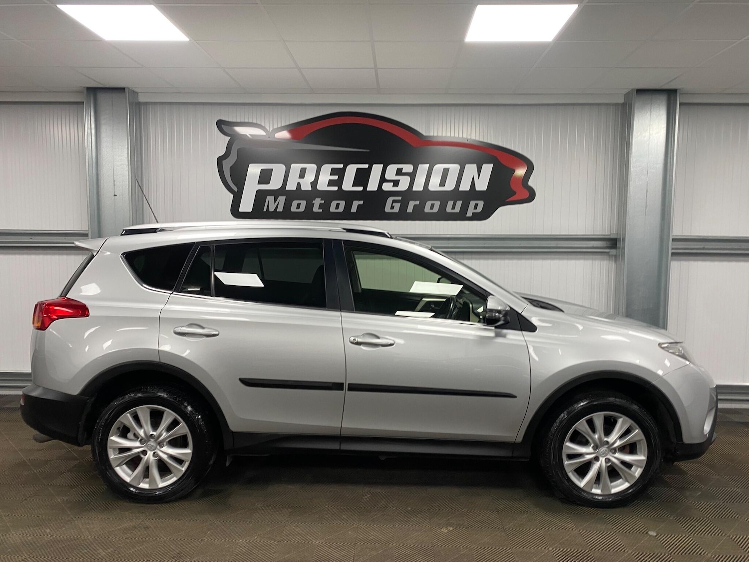 Used Toyota RAV4 2014 for sale - 76715562: Photo 28