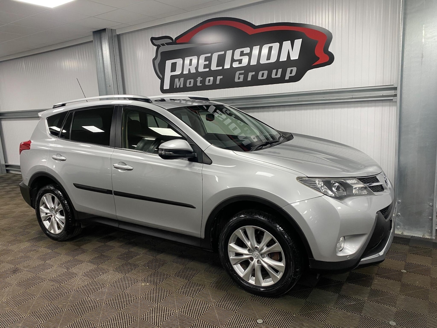 Used Toyota RAV4 2014 for sale - 76715562: Photo 3