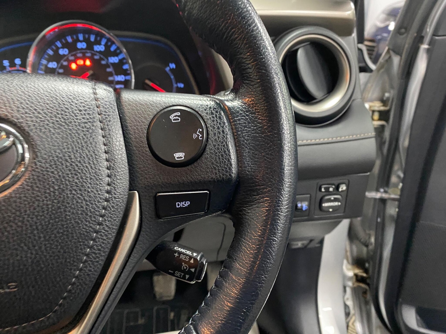 Used Toyota RAV4 2014 for sale - 76715562: Photo 43