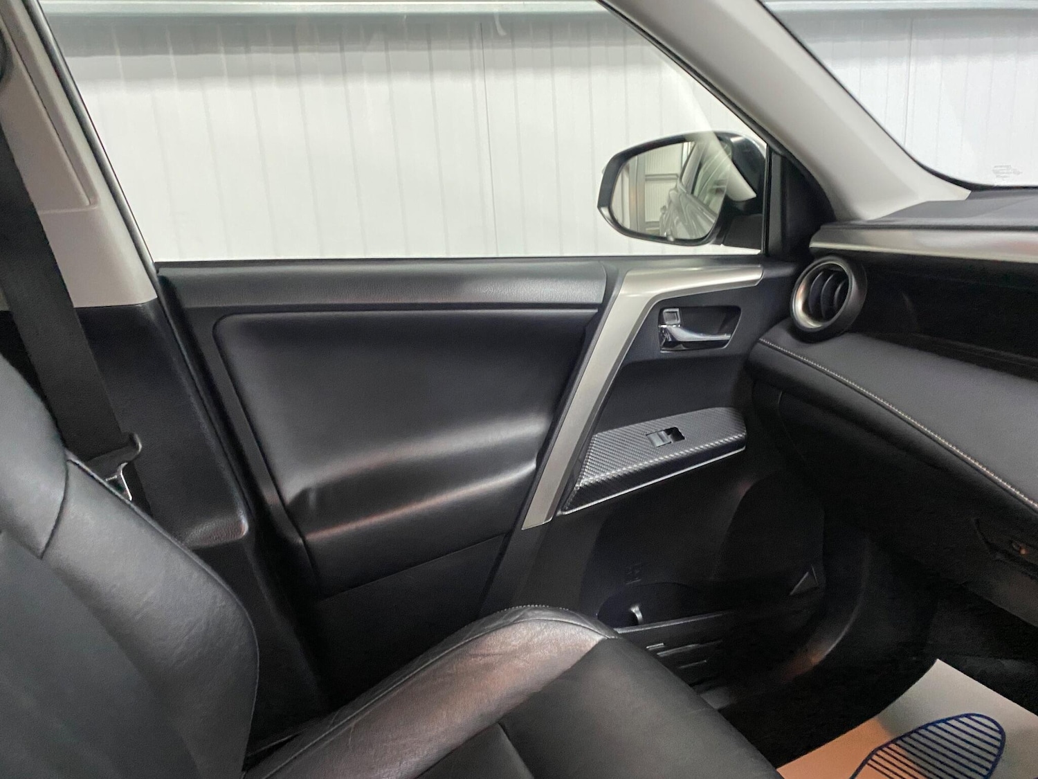 Used Toyota RAV4 2014 for sale - 76715562: Photo 49