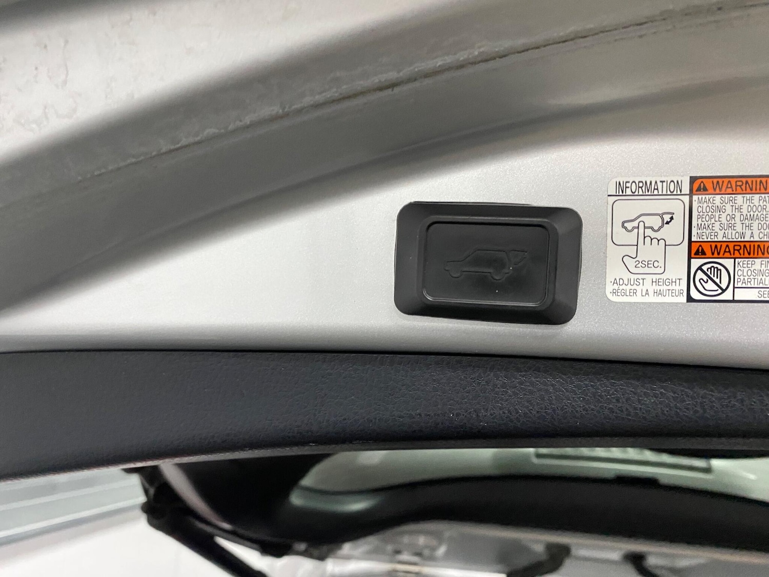 Used Toyota RAV4 2014 for sale - 76715562: Photo 50