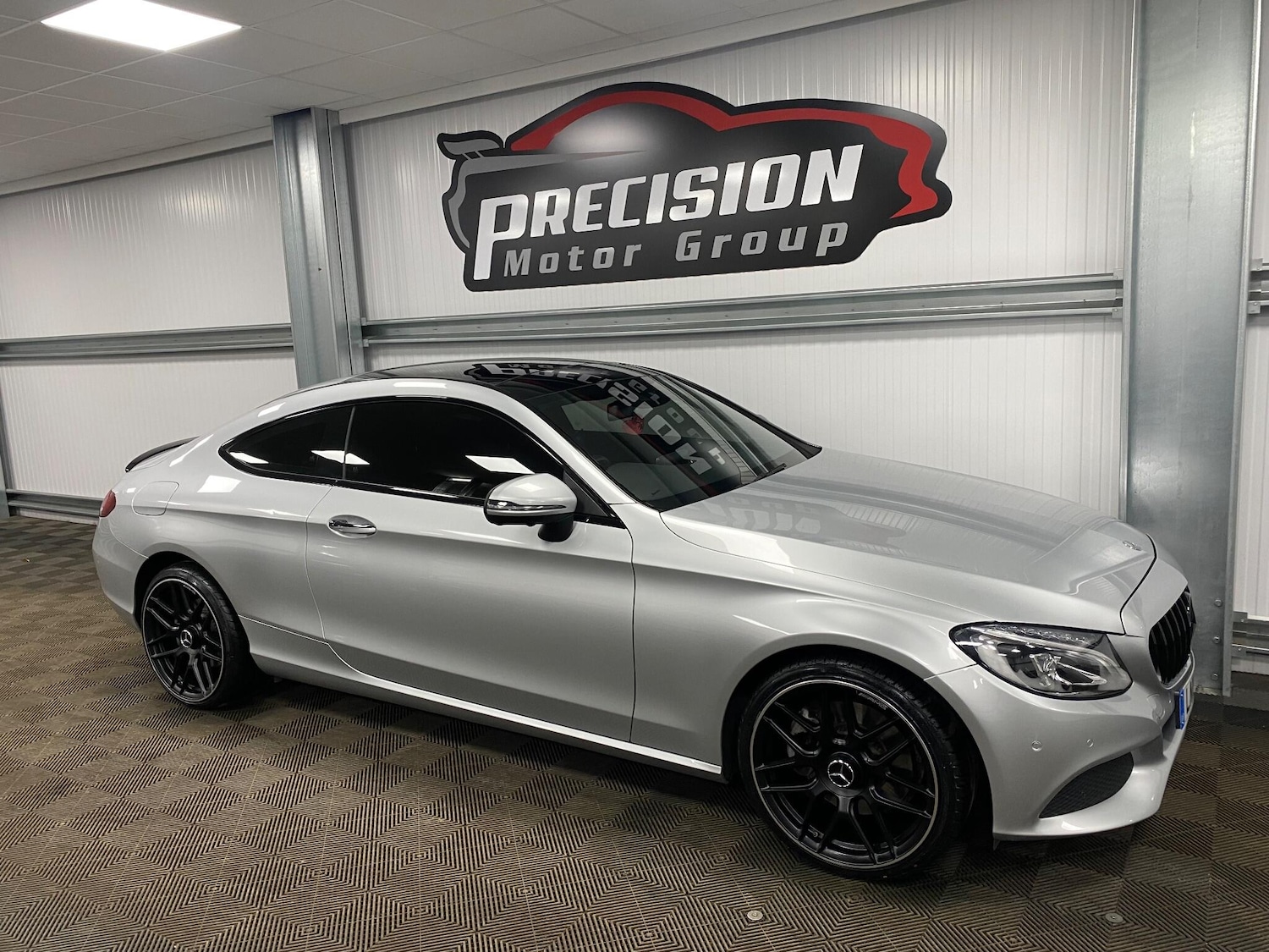 Used Mercedes-Benz C Class 2016 for sale - 77057346: Photo 4