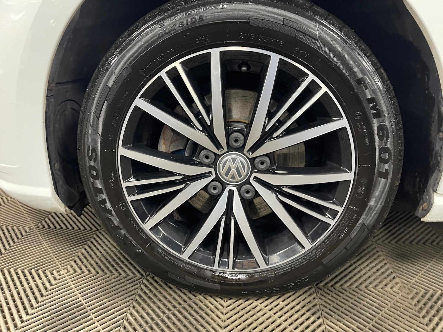 Used Volkswagen Golf for sale - 77807679: Photo 41