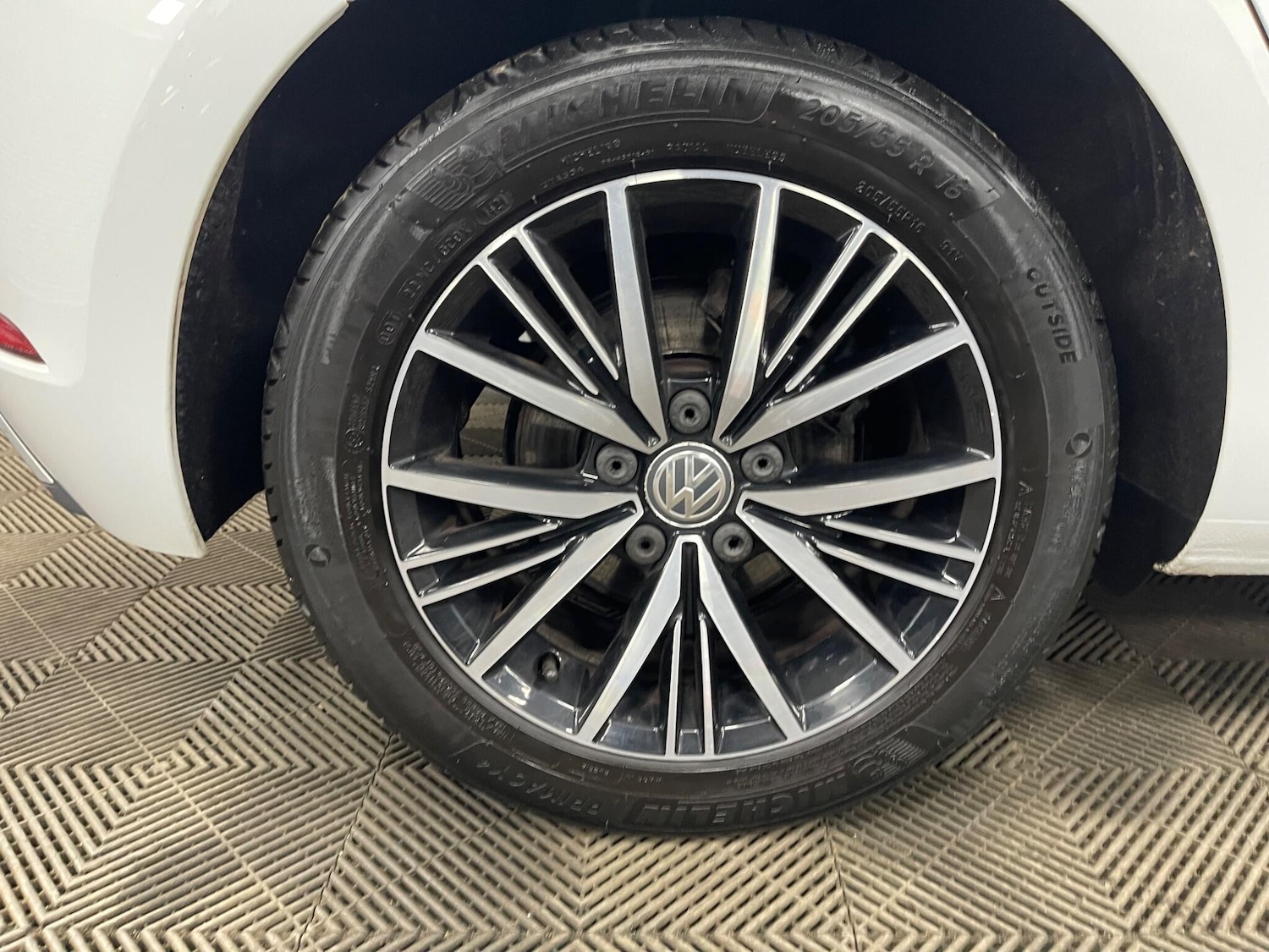 Used Volkswagen Golf for sale - 77807679: Photo 44