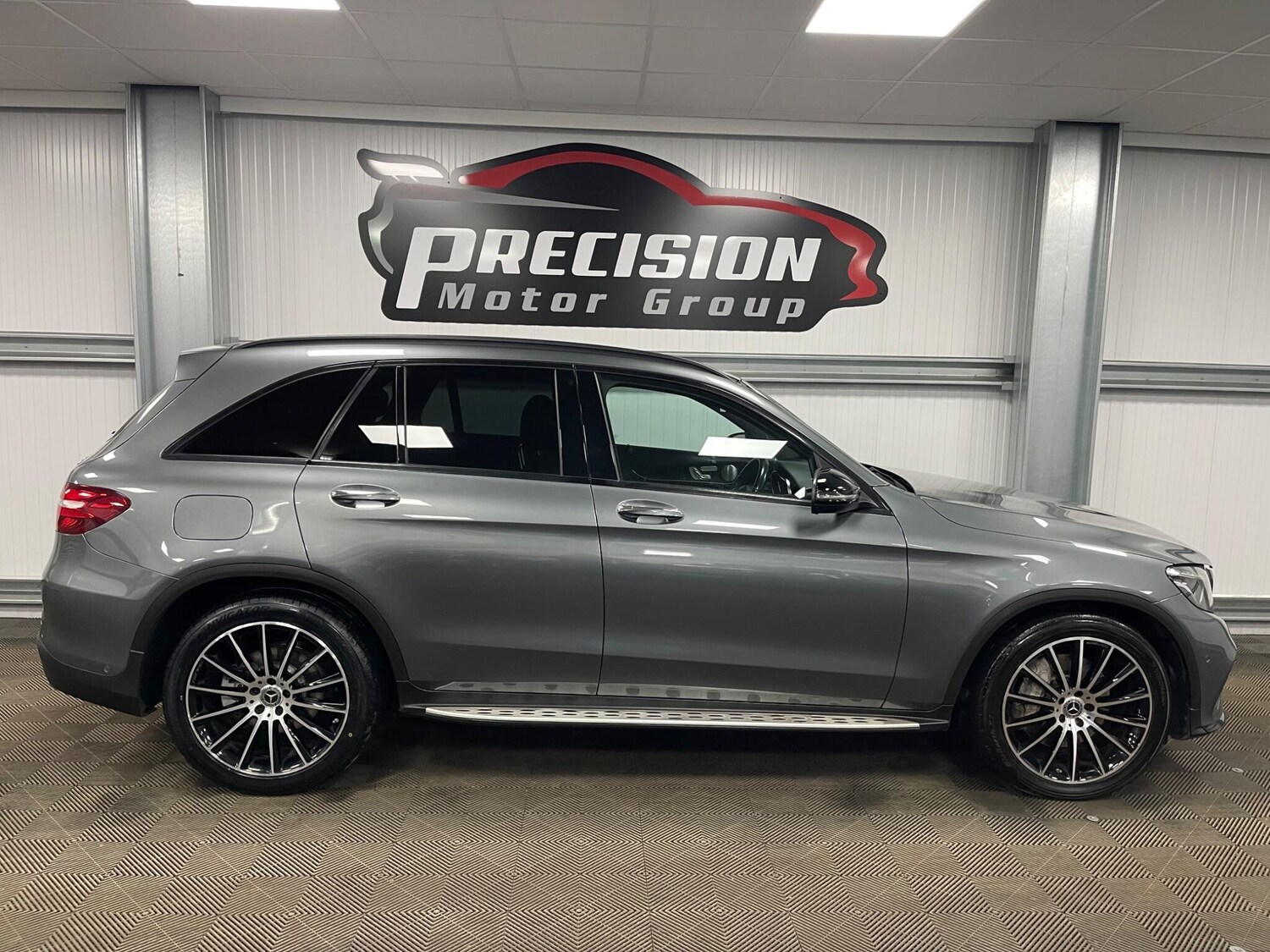 Used Mercedes-Benz GLC 2018 for sale - 77957900: Photo 32