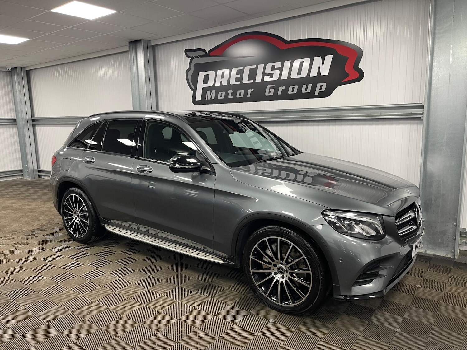 Used Mercedes-Benz GLC 2018 for sale - 77957900: Photo 4