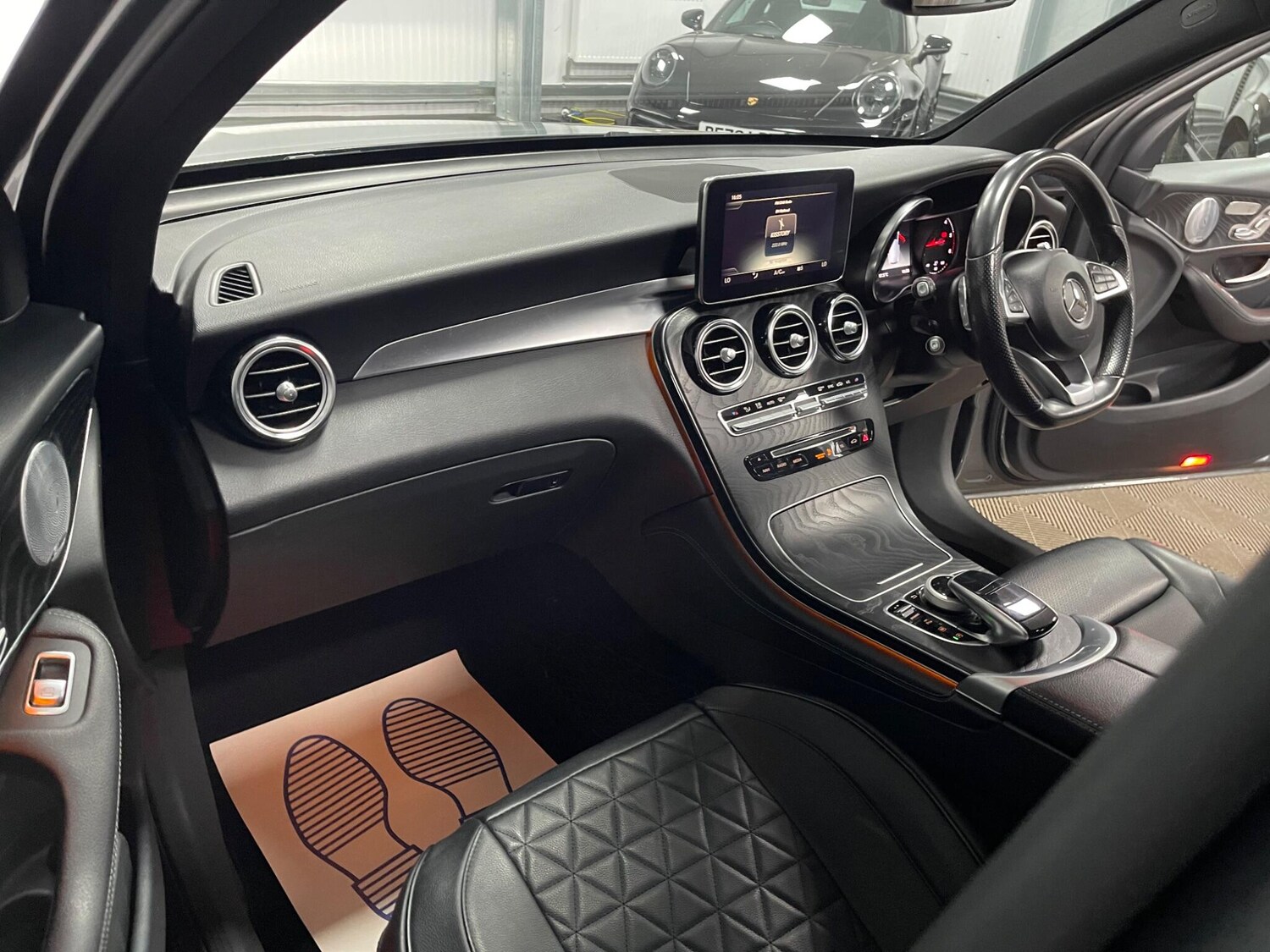 Used Mercedes-Benz GLC 2018 for sale - 77957900: Photo 41