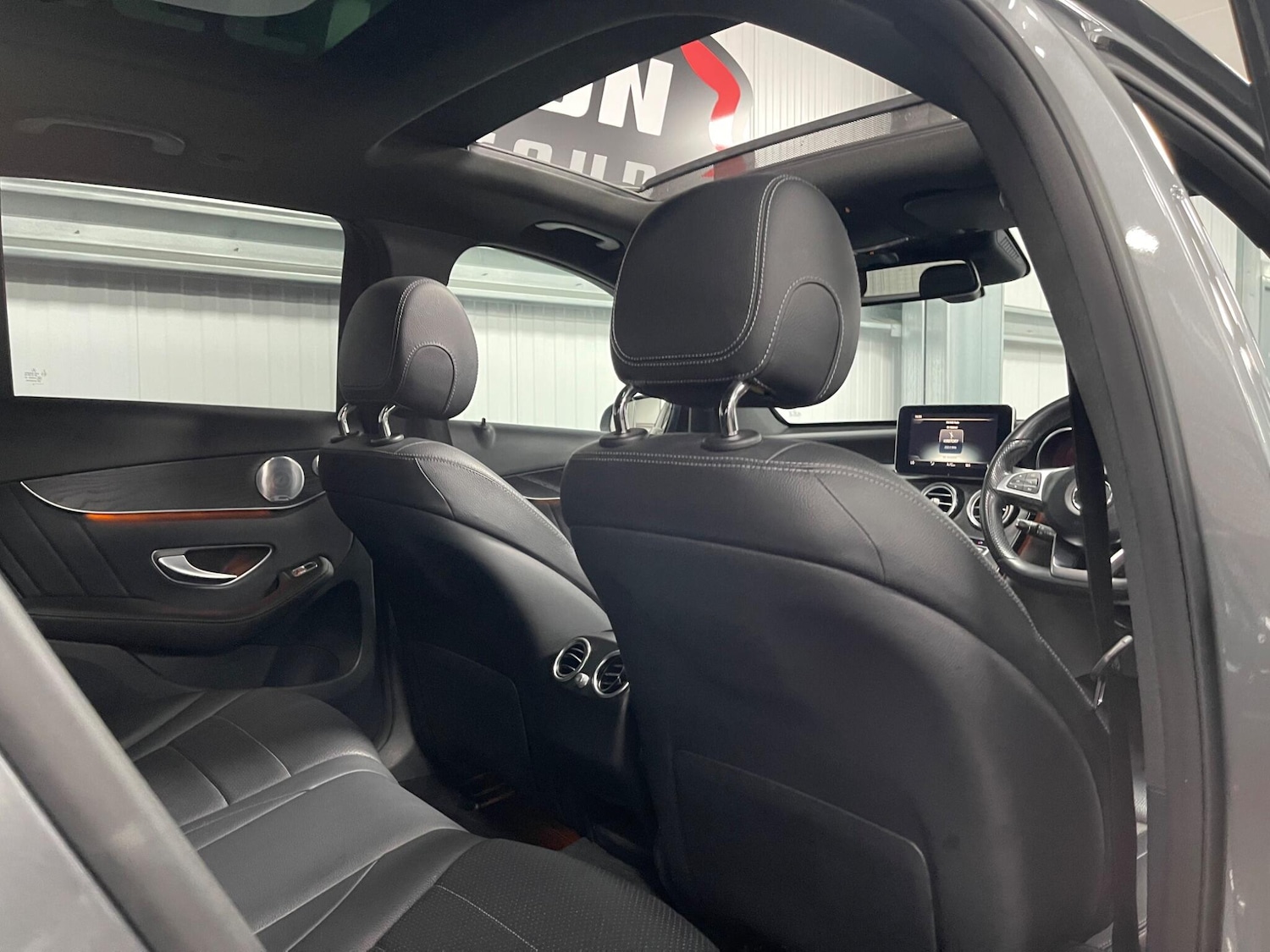 Used Mercedes-Benz GLC 2018 for sale - 77957900: Photo 42