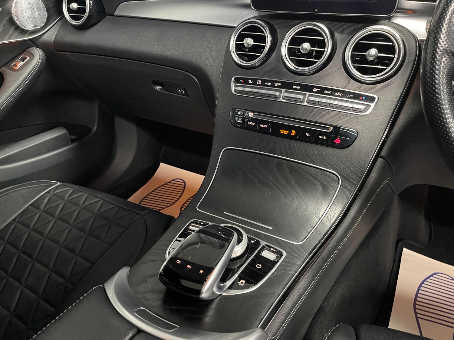 Used Mercedes-Benz GLC 2018 for sale - 77957900: Photo 45