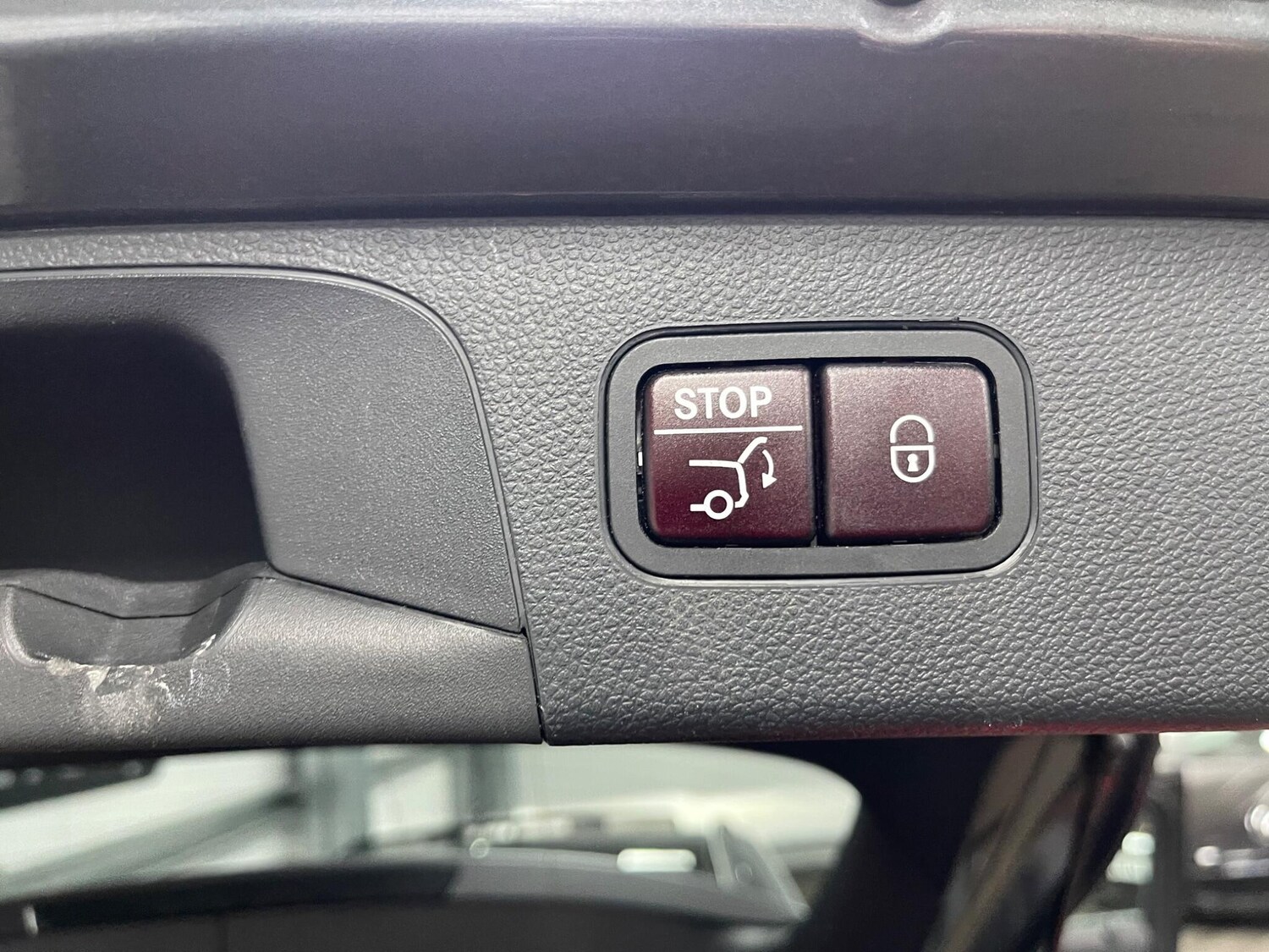 Used Mercedes-Benz GLC 2018 for sale - 77957900: Photo 48