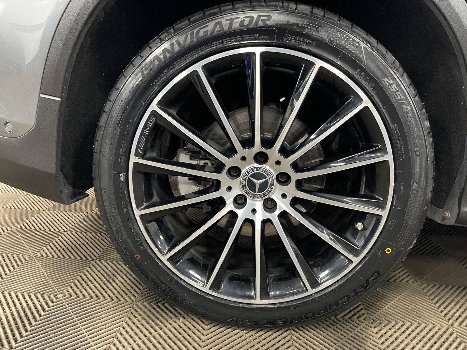 Used Mercedes-Benz GLC 2018 for sale - 77957900: Photo 60