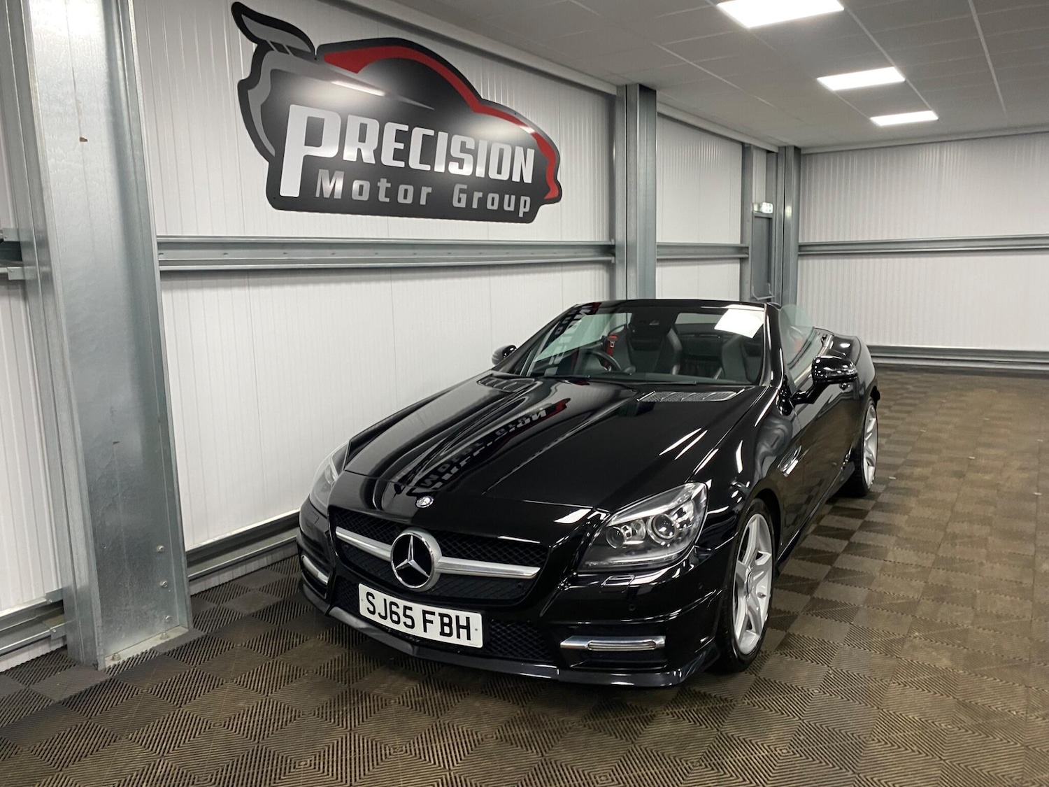 Used Mercedes-Benz SLK 2015 for sale - 77523644: Photo 12