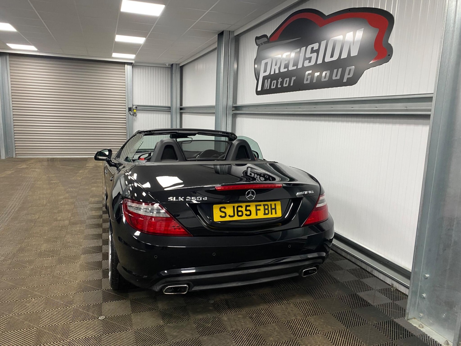 Used Mercedes-Benz SLK 2015 for sale - 77523644: Photo 13