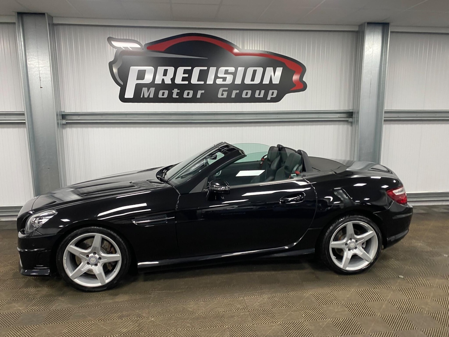 Used Mercedes-Benz SLK 2015 for sale - 77523644: Photo 19