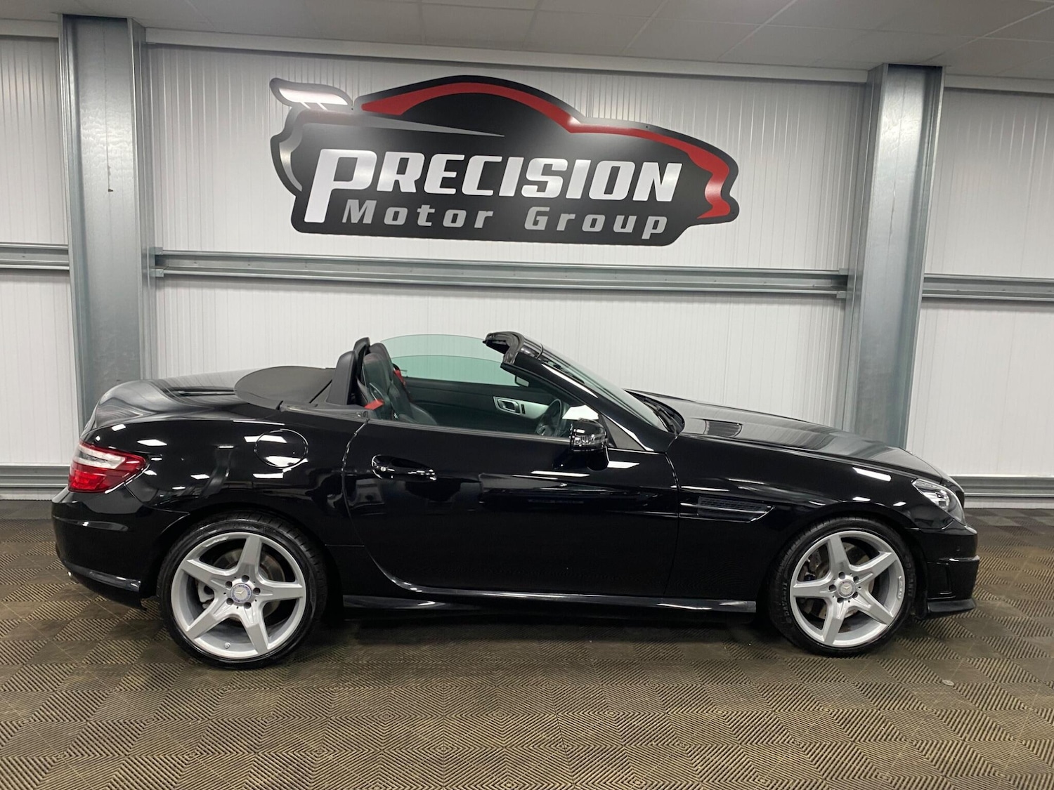 Used Mercedes-Benz SLK 2015 for sale - 77523644: Photo 23