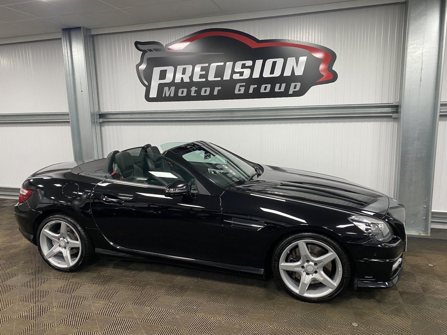 Used Mercedes-Benz SLK 2015 for sale - 77523644: Photo 24