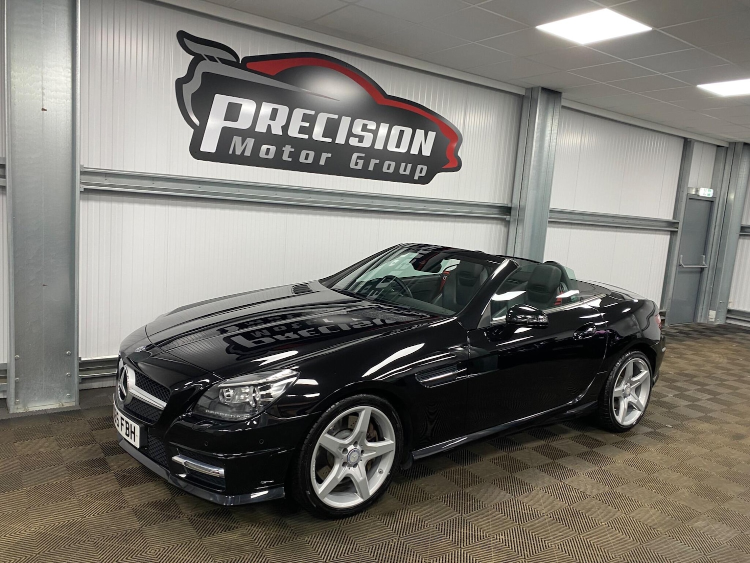 Used Mercedes-Benz SLK 2015 for sale - 77523644: Photo 6