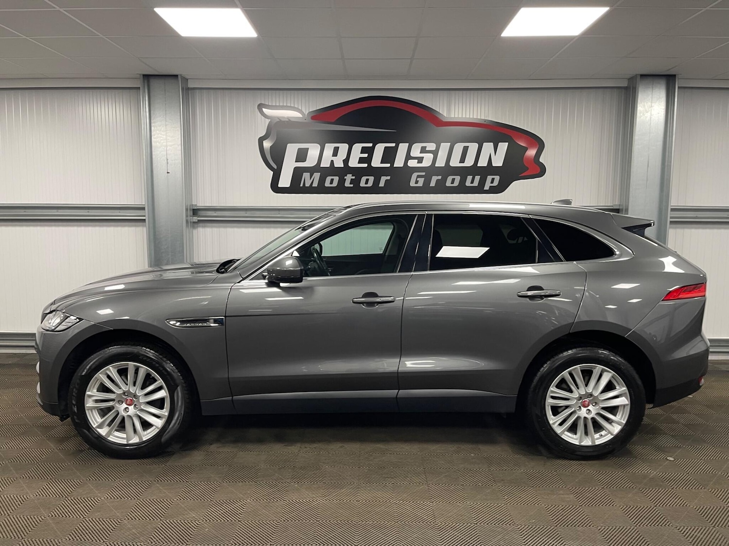 Used Jaguar F-Pace 2016 for sale - 78116451: Photo 17
