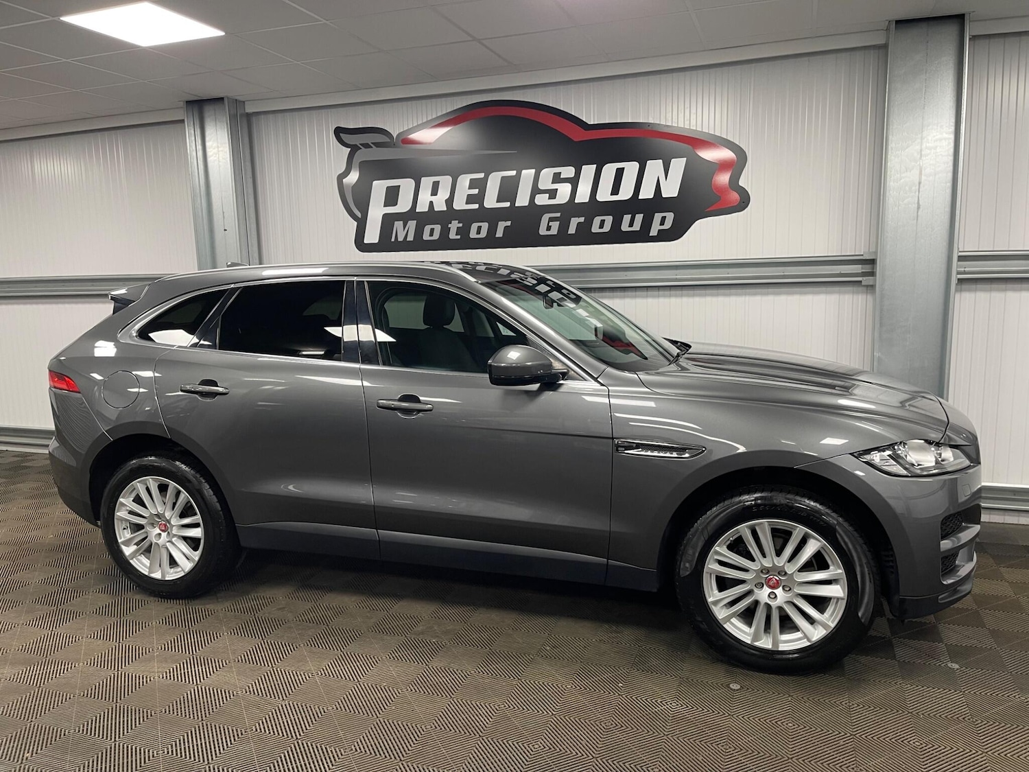 Used Jaguar F-Pace 2016 for sale - 78116451: Photo 29