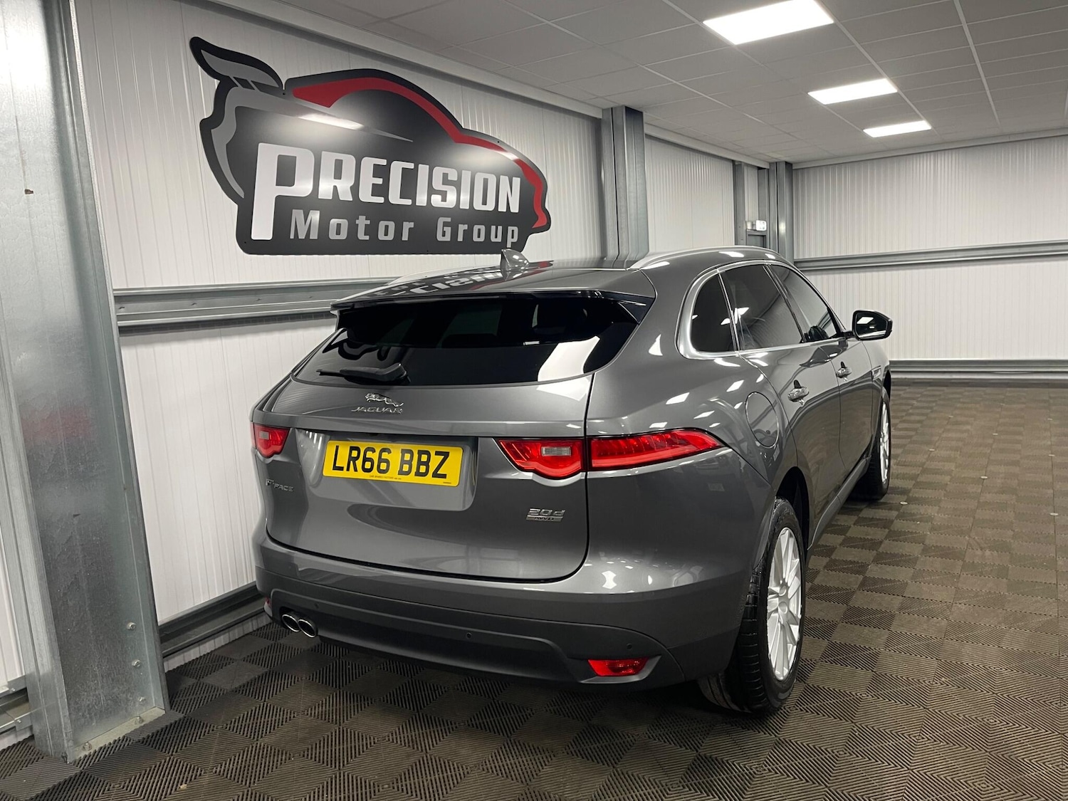 Used Jaguar F-Pace 2016 for sale - 78116451: Photo 30