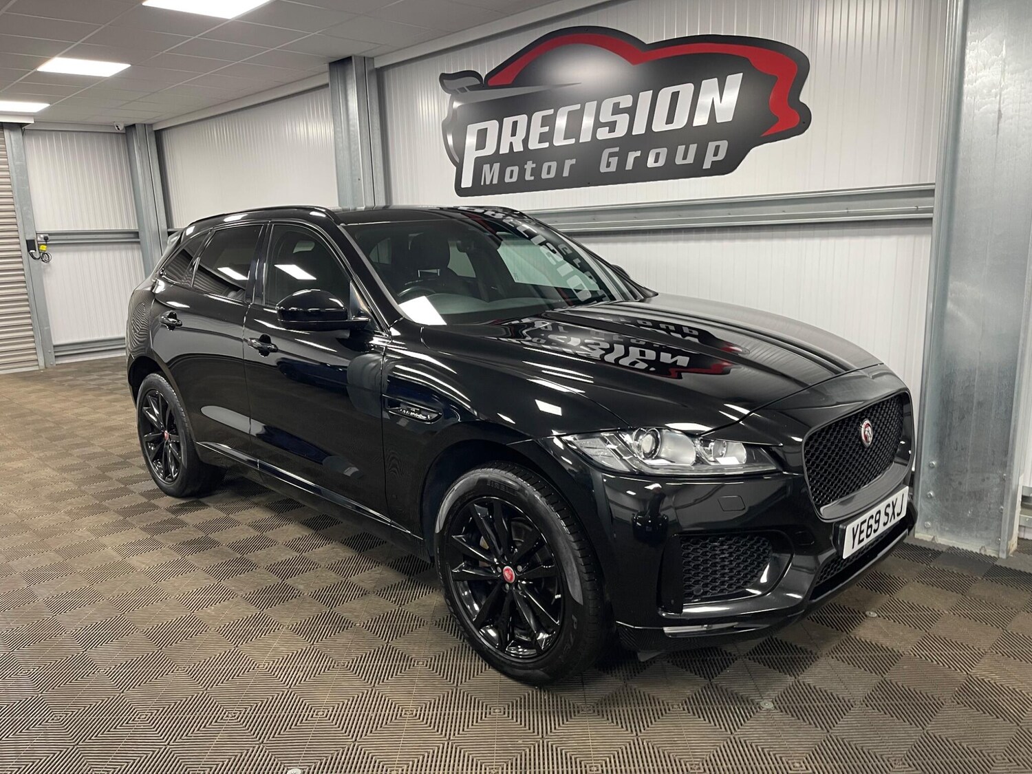 Used Jaguar F-Pace 2019 for sale - 78006820: Photo 2