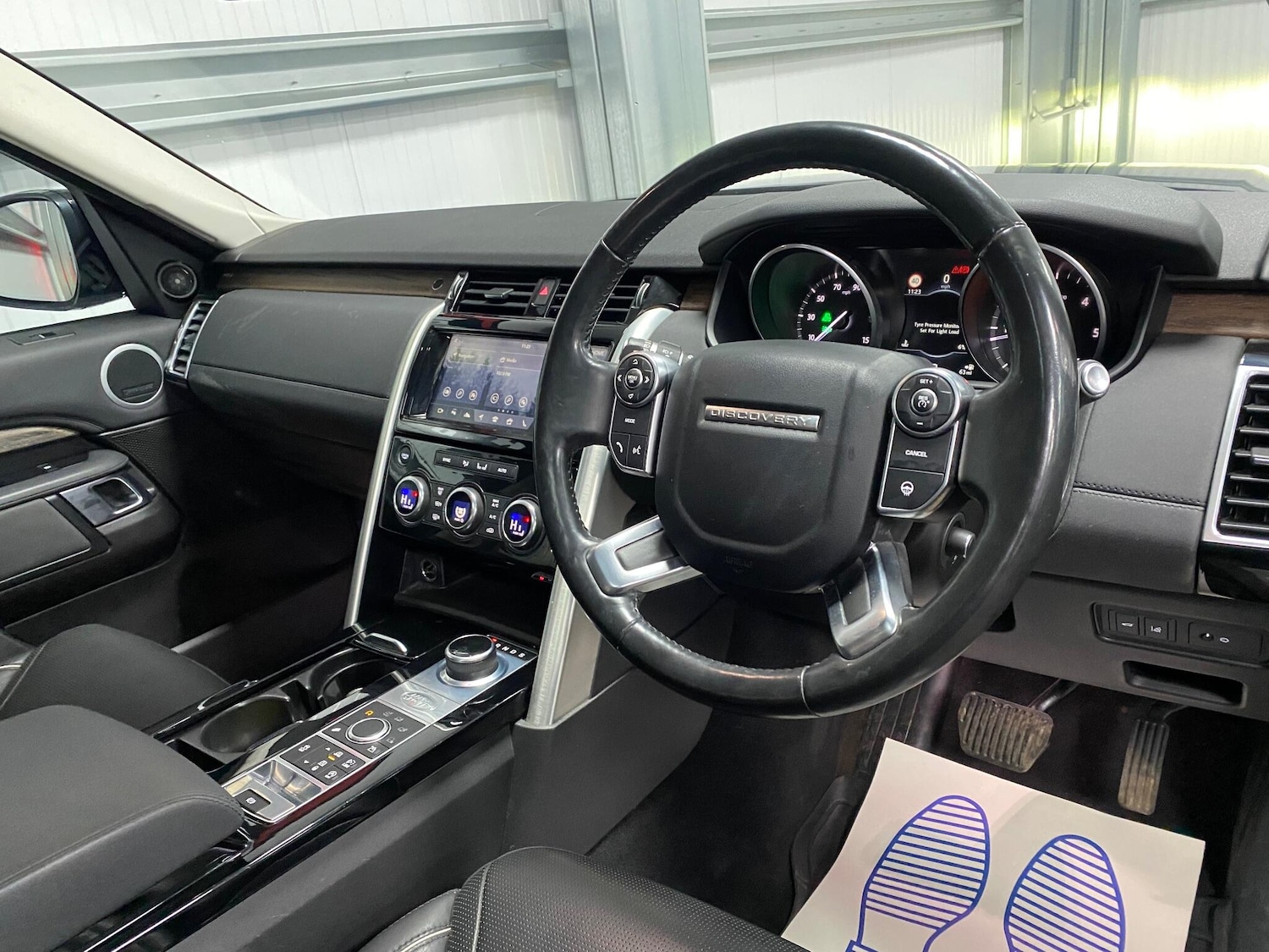 Used Land Rover Discovery 2017 for sale - 77144468: Photo 27