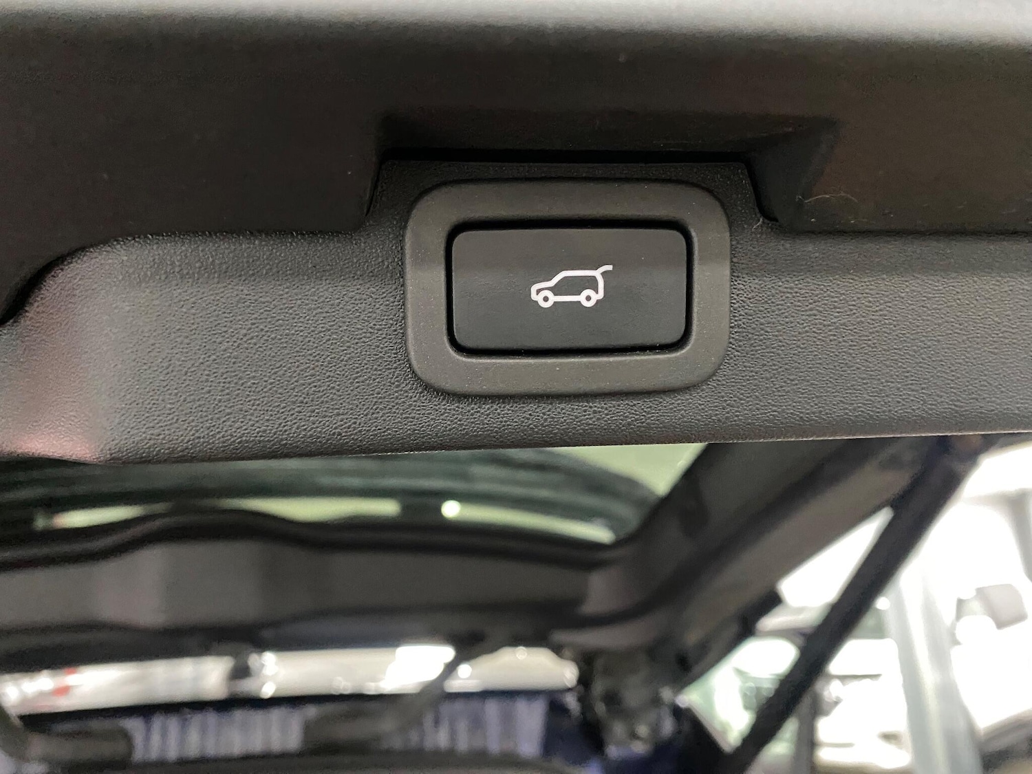 Used Land Rover Discovery 2017 for sale - 77144468: Photo 33