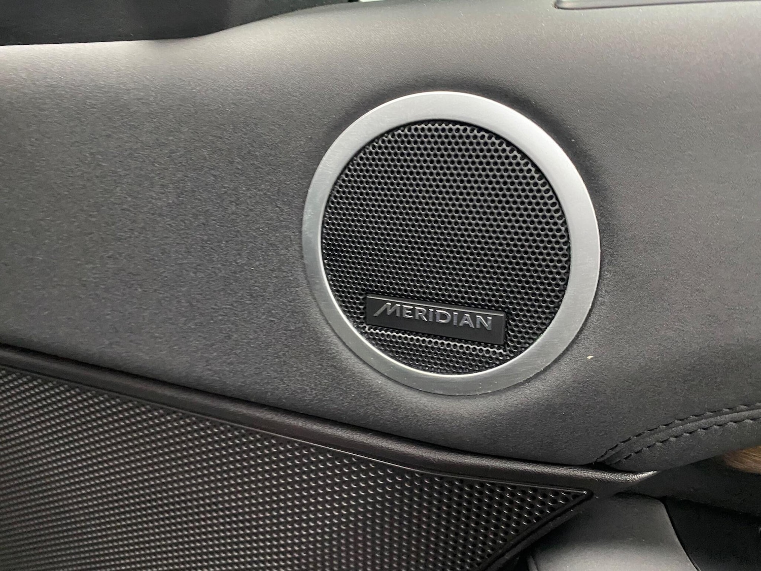 Used Land Rover Discovery 2017 for sale - 77144468: Photo 34