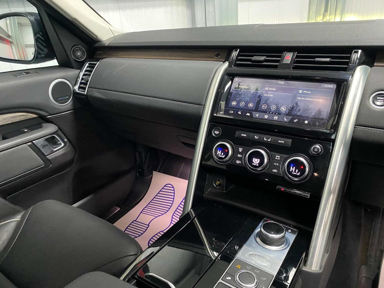 Used Land Rover Discovery 2017 for sale - 77144468: Photo 39