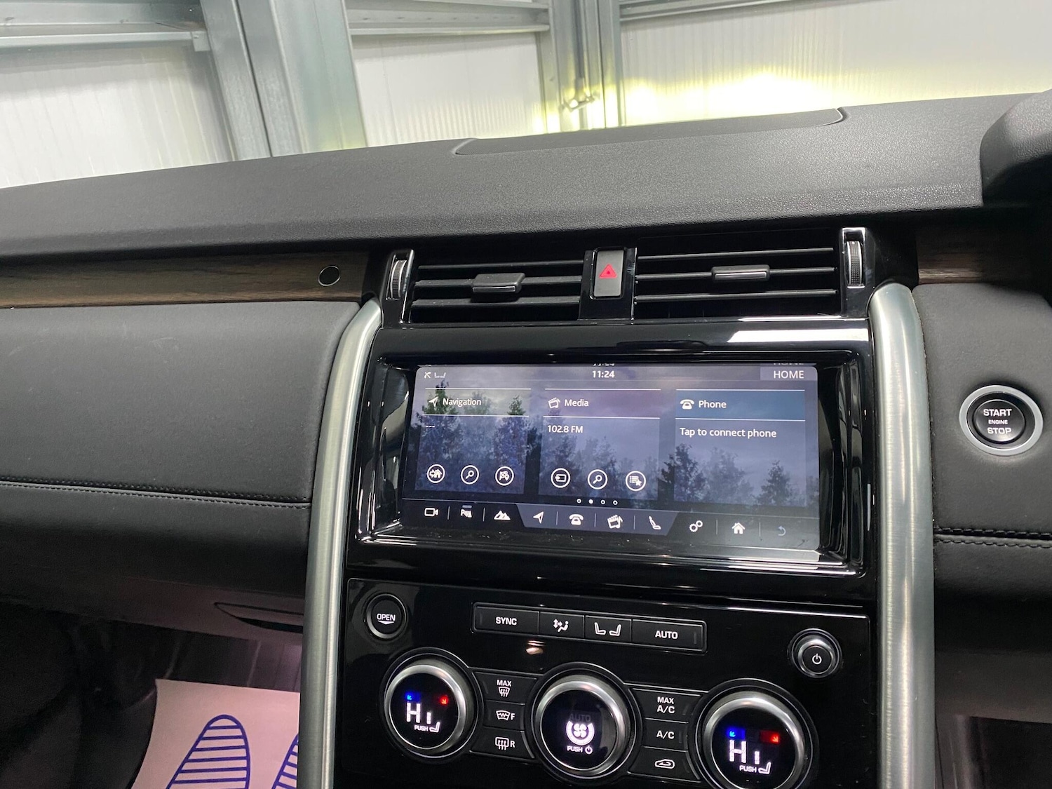 Used Land Rover Discovery 2017 for sale - 77144468: Photo 41