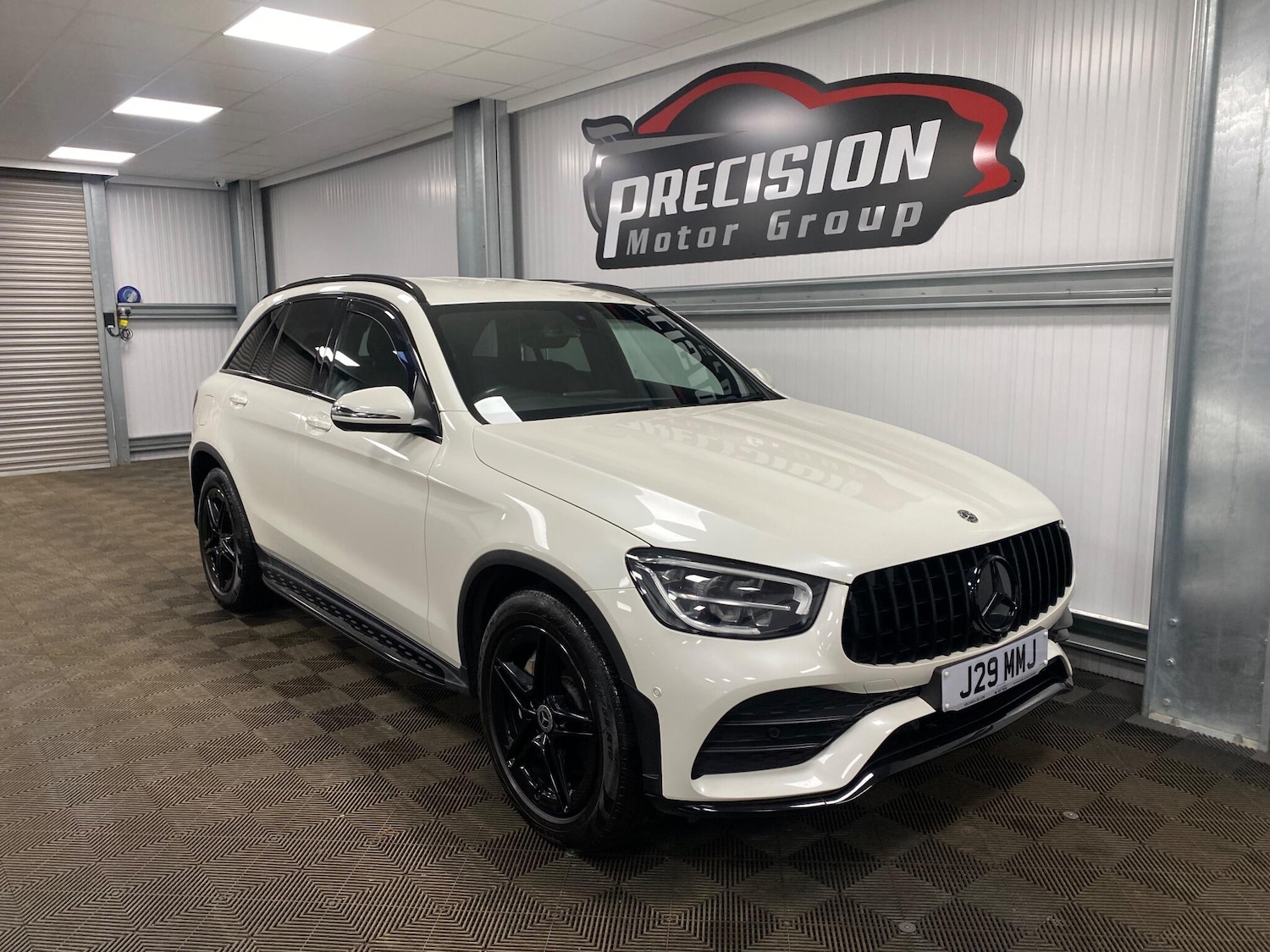 Used Mercedes-Benz GLC 2019 for sale - 76832102: Photo 1