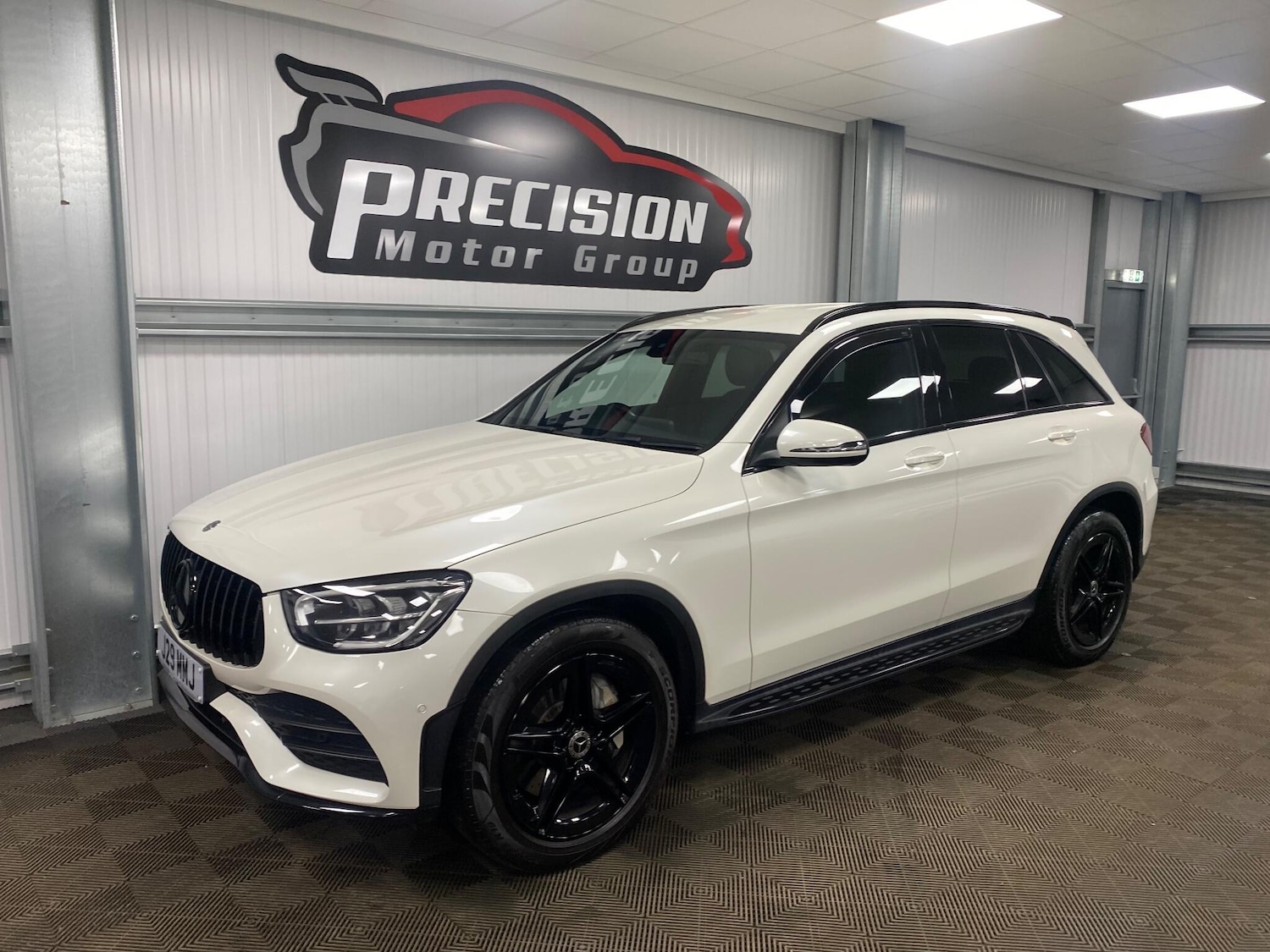 Used Mercedes-Benz GLC 2019 for sale - 76832102: Photo 10