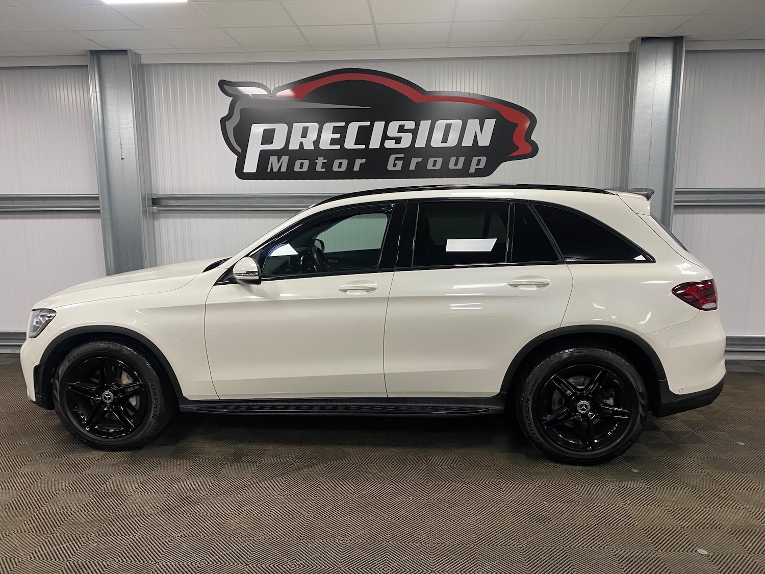Used Mercedes-Benz GLC 2019 for sale - 76832102: Photo 17